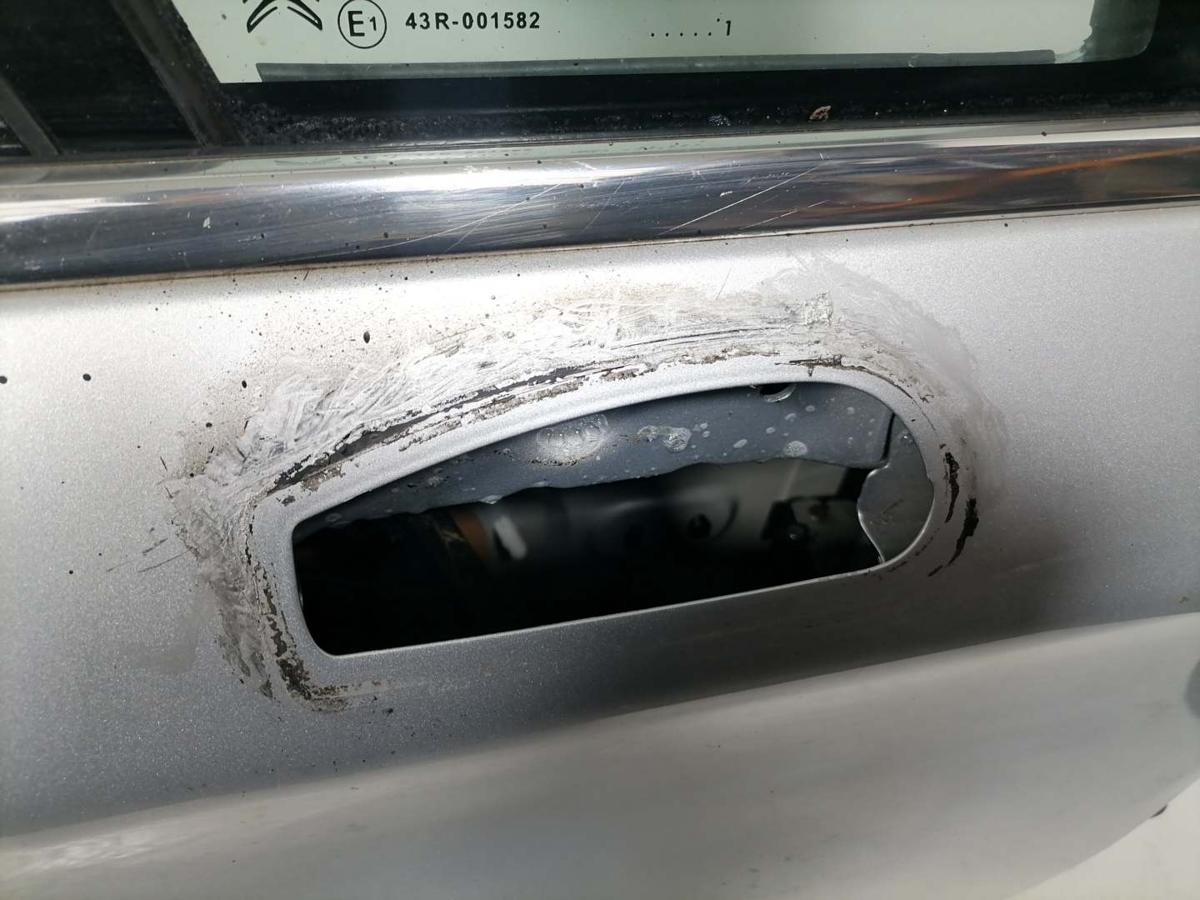 Citroen C4 N original T&uuml;r vorn rechts EZR Aluminiumgrau Rohbau Bj.2011